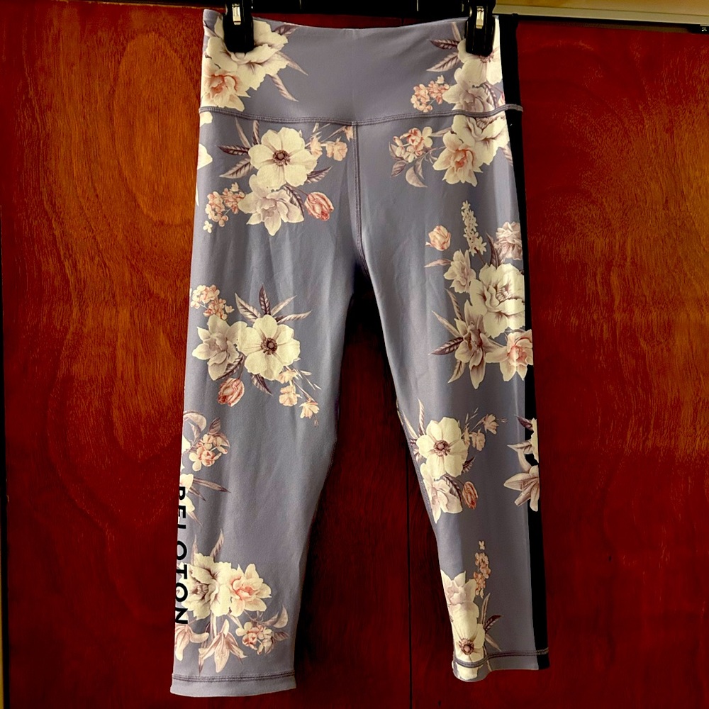 Peloton Wild Flower High Rise Crop Legging NWT